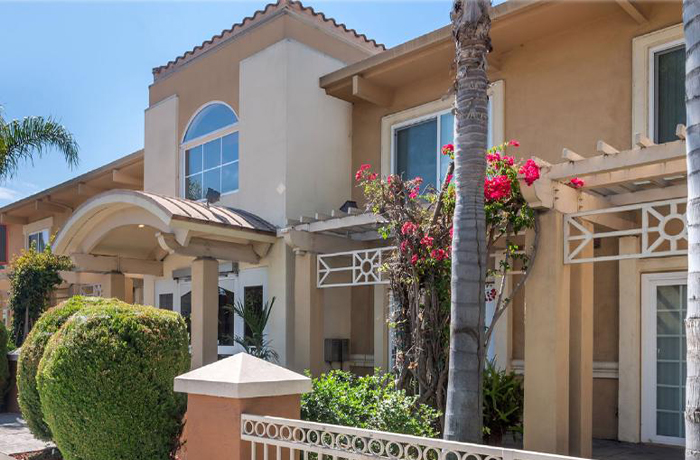 Los Alamitos Senior Housing